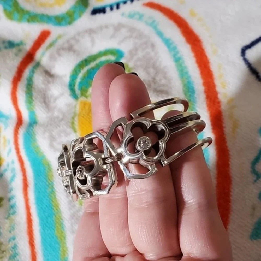 BRIGHTON jeweled floral‎ bracelet